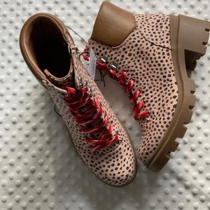 NWT universal thread leopard boots size 11
